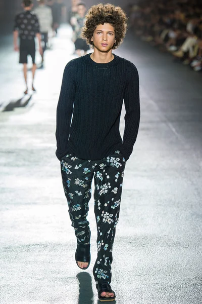 Look 42